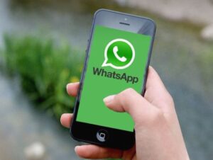 WhatsApp's new document scanner