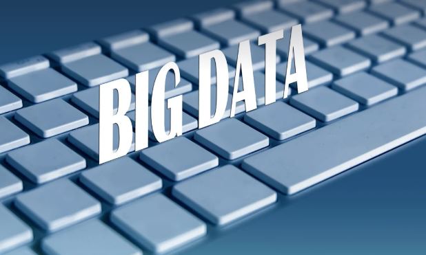 Major data leak of Google and Apple users